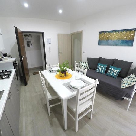 Midos Home Syracuse Eksteriør bilde