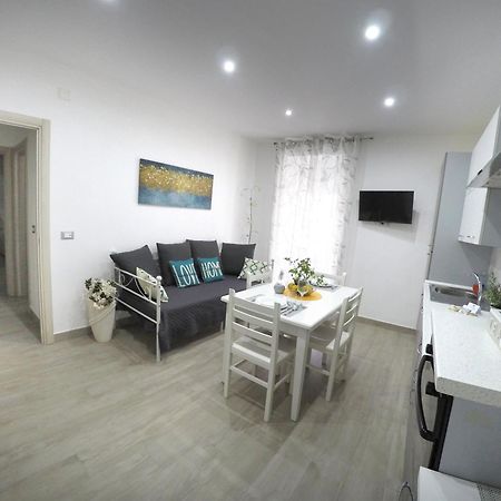 Midos Home Syracuse Eksteriør bilde